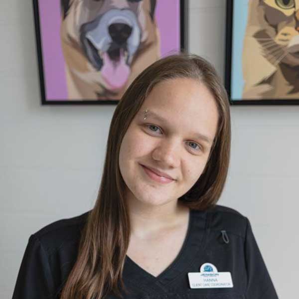 Hanna B., Veterinary Assistant
